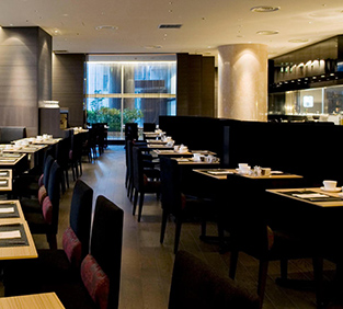 金澤ANA皇冠假日飯店